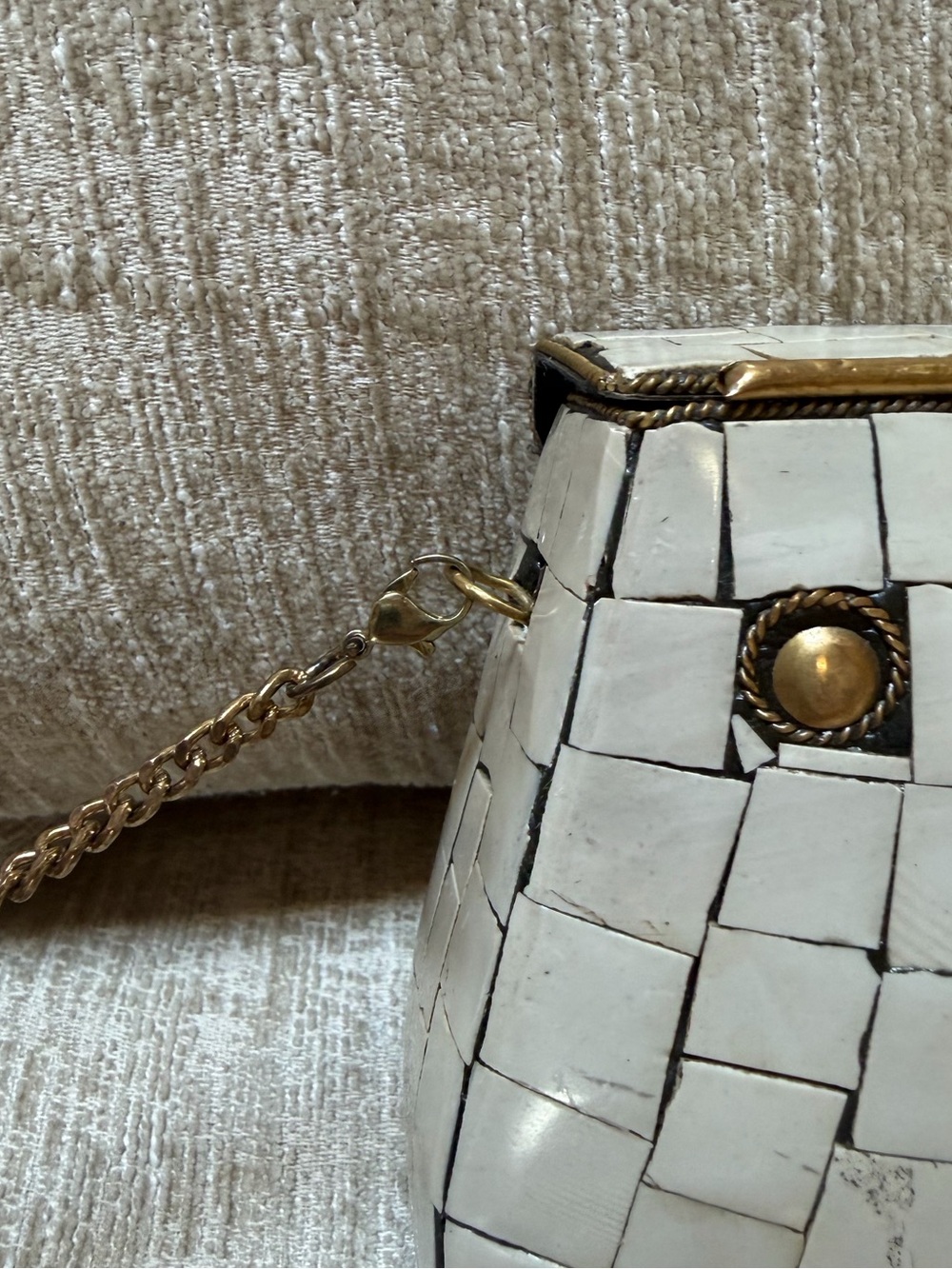 Antik Kraft Chic Gold and White Mosaic Clutch NWT - Picture 9 of 9